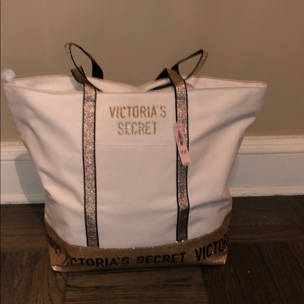 Victoria Secret tan and gold shoulder bag w/zipper